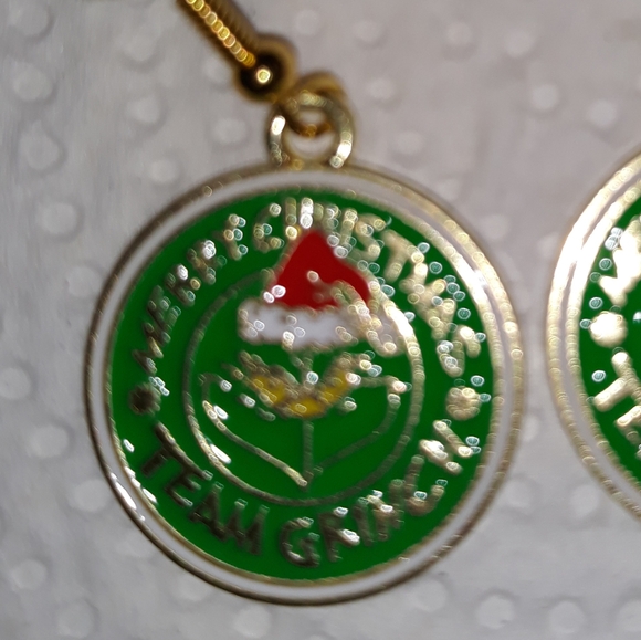 Grinch Dangle Earrings NEW "Team Grinch" Disc Style - Picture 2 of 4